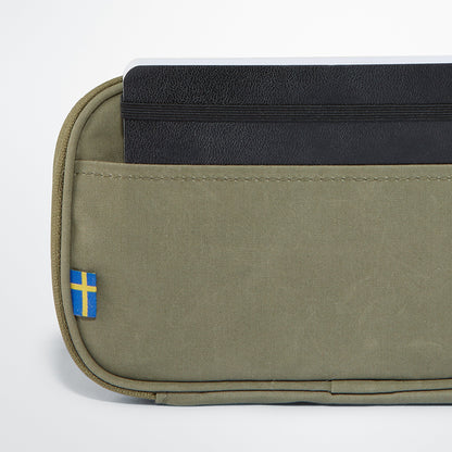 KÅNKEN TRAVEL WALLET