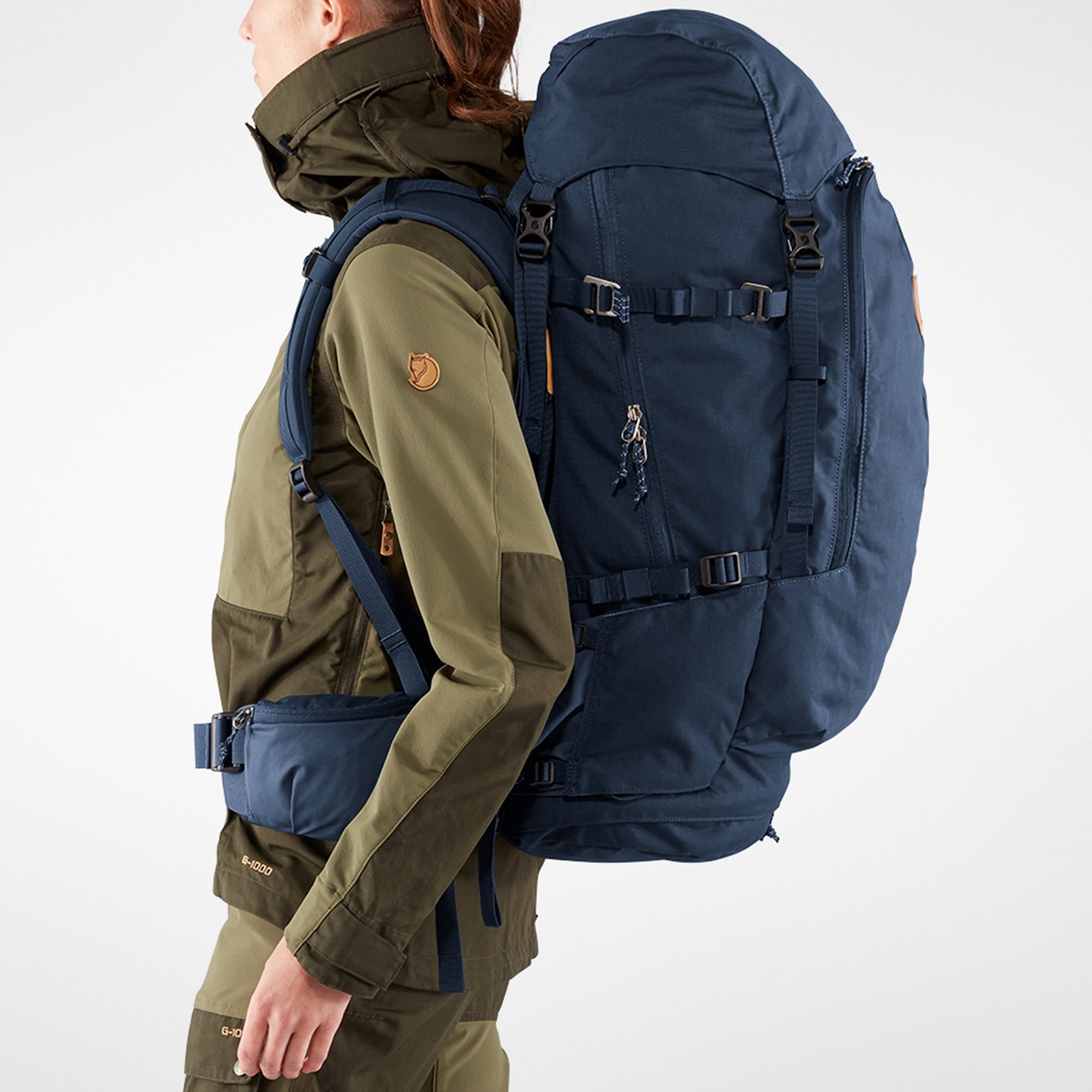 Navy Keb 52 W
